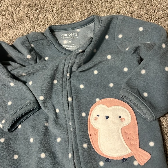 Baby girl Carter’s fleece zip up pajamas - Picture 4 of 5
